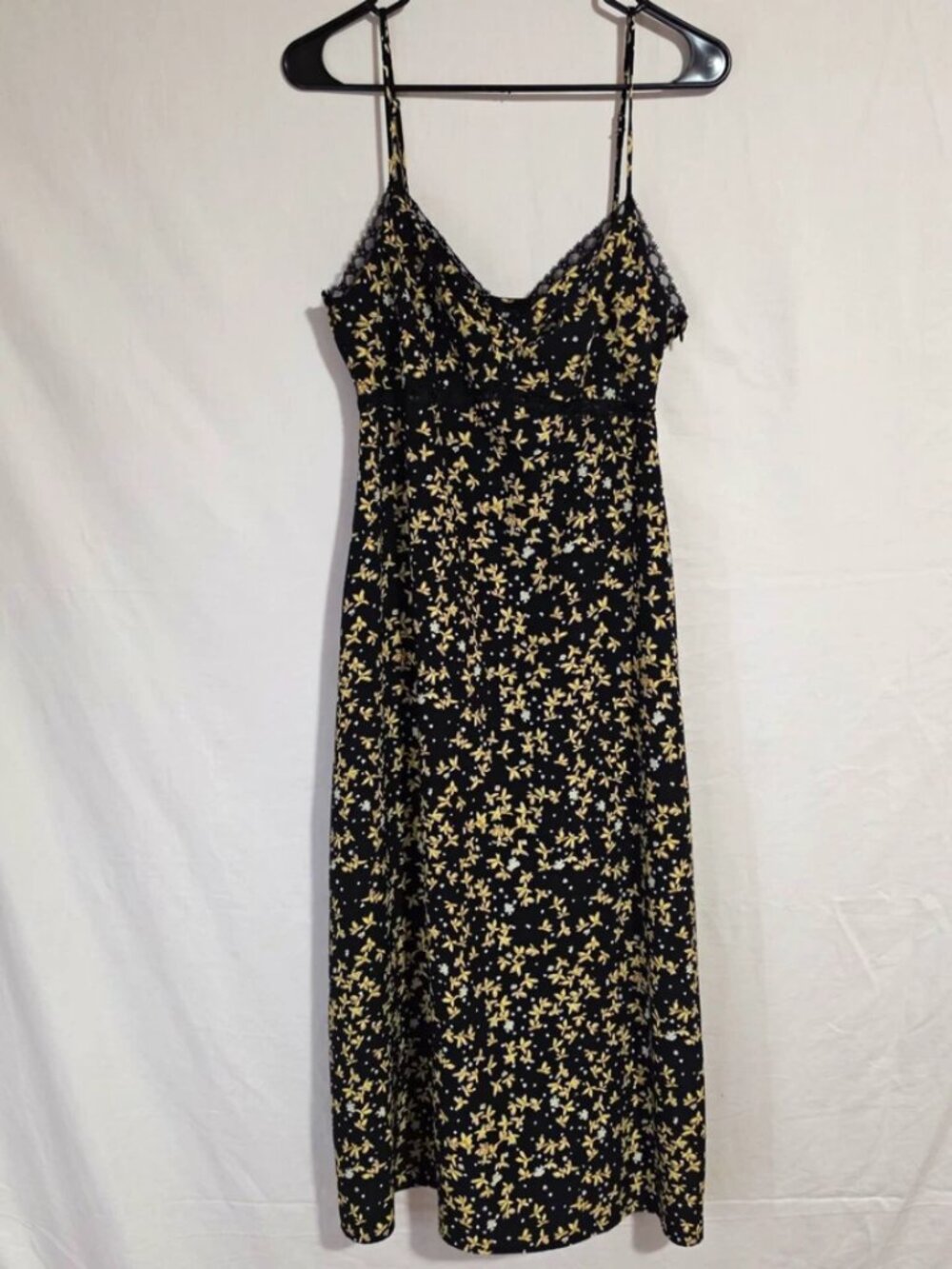 Lush Women’s Black/Yellow Floral V-Neck Lace Trim Slip Midi Dress